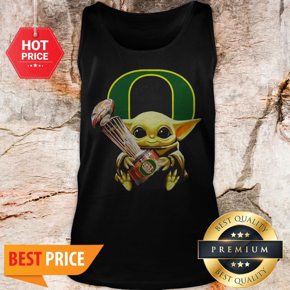 Official Star Wars Baby Yoda Hug Cup Oregon Ducks Shirt