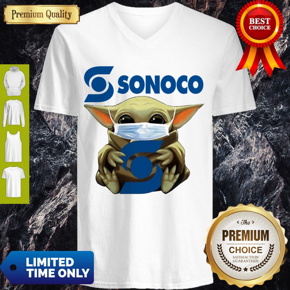 Pretty Star Wars Baby Yoda Hug Sonoco Covid 19 T-Shirt