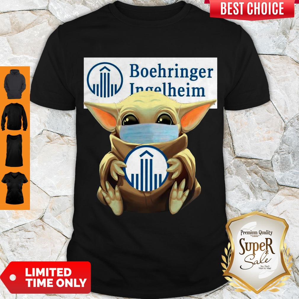 Top Baby Yoda Face Mask Hug Boehringer Ingelheim Shirt