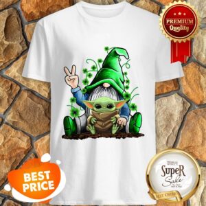 Nice Gnome Hug Baby Yoda Irish St. Patrick’s Day Shirt