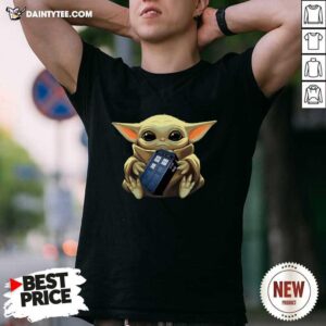 Pretty Baby Yoda Hug Police Public Call Box 2021 Shirt