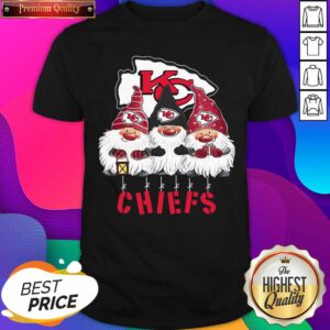 Nice Chiefs Hanging With Gnomies Christmas Shirt