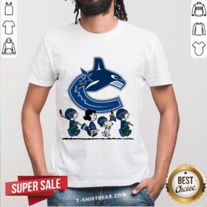 Cool Snoopy And Friend Playing Vancouver Canucks Shirt