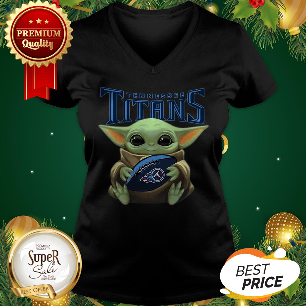 Baby Yoda Hug Tennessee Titans Star Wars Mandalorian Shirt