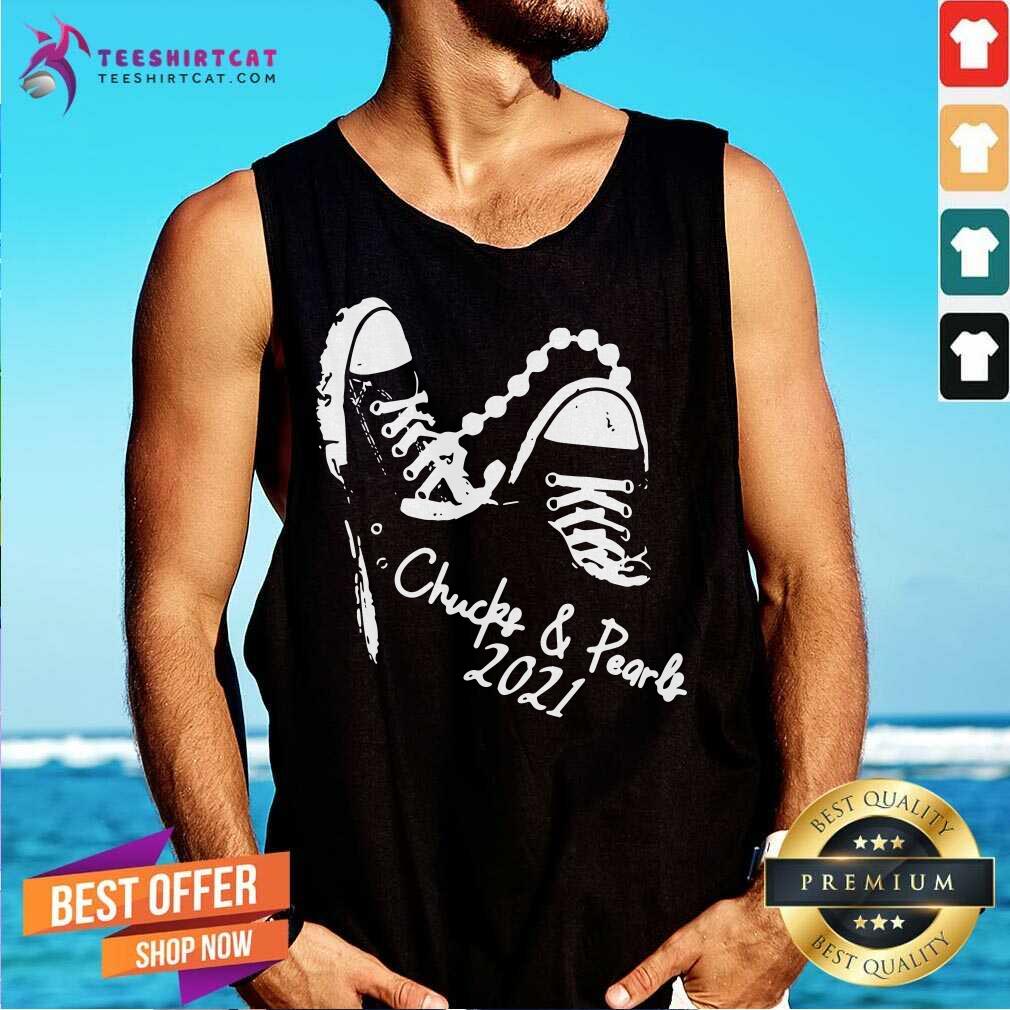 Good Converse Sneaker Pearls And Chucks 2021 Kamala Harris Shirt