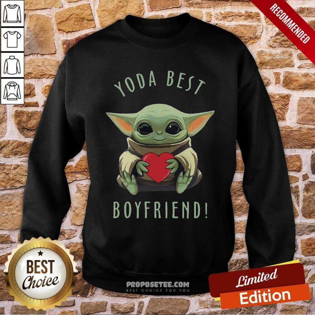 Happy Baby Yoda Hug Heart Best Boyfriend Shirt