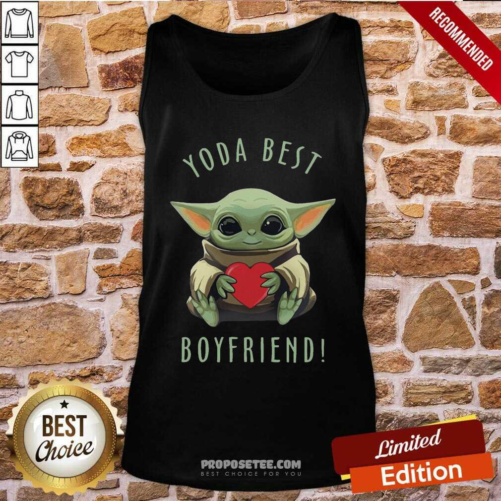 Happy Baby Yoda Hug Heart Best Boyfriend Shirt