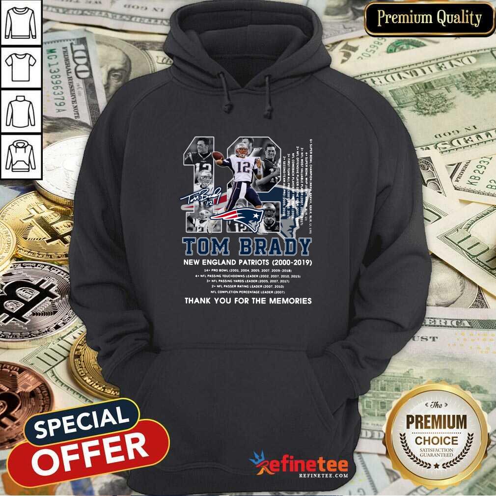Lovely Number 12 Tom Brady New England Patriots 2000 2019 Signature Shirt