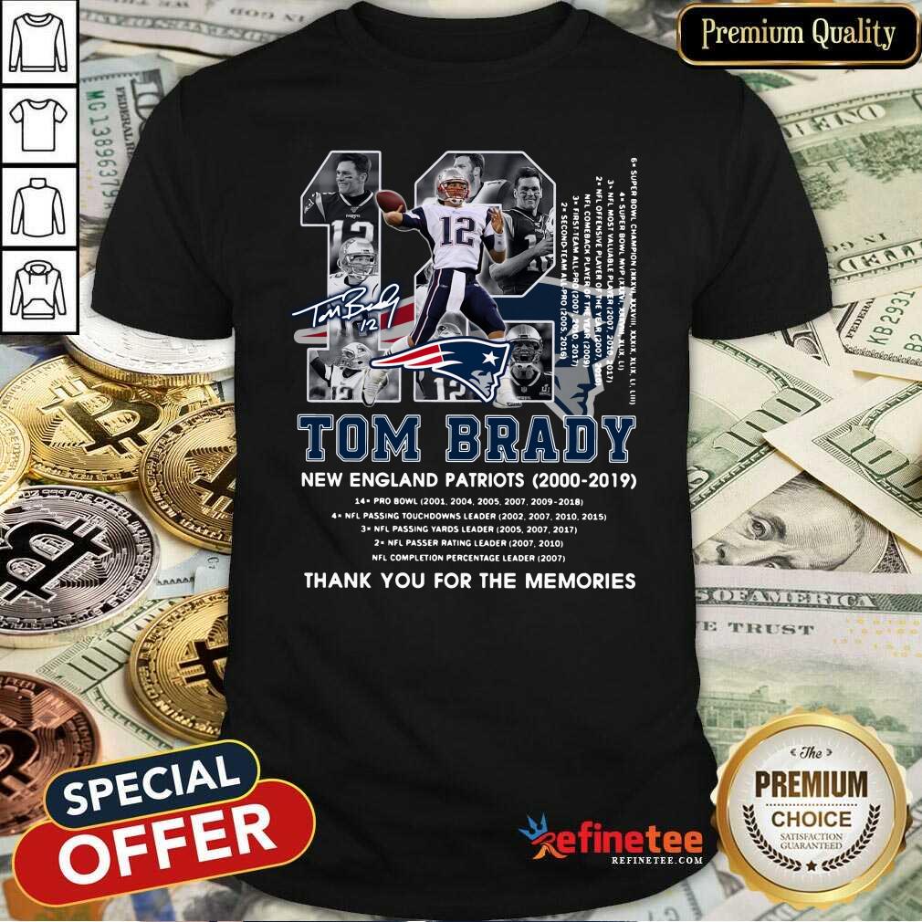 Lovely Number 12 Tom Brady New England Patriots 2000 2019 Signature Shirt