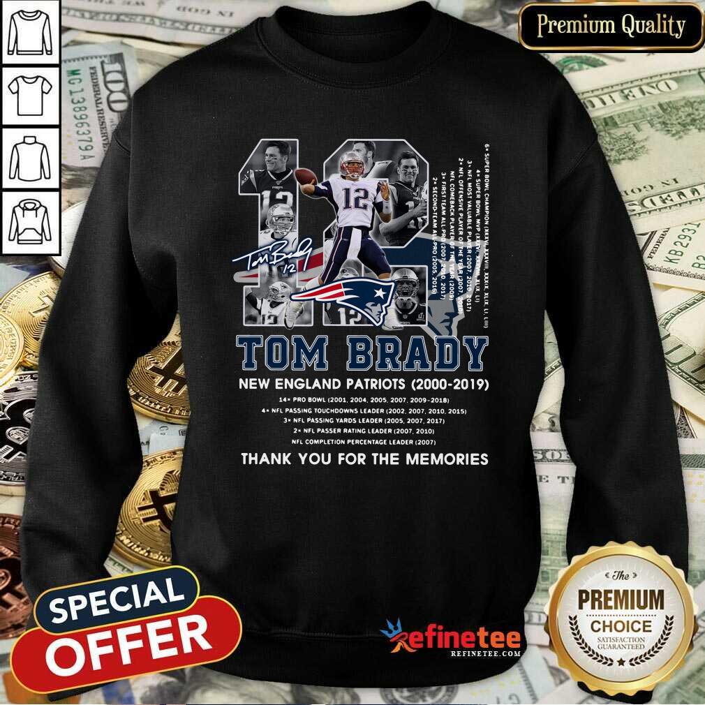 Lovely Number 12 Tom Brady New England Patriots 2000 2019 Signature Shirt