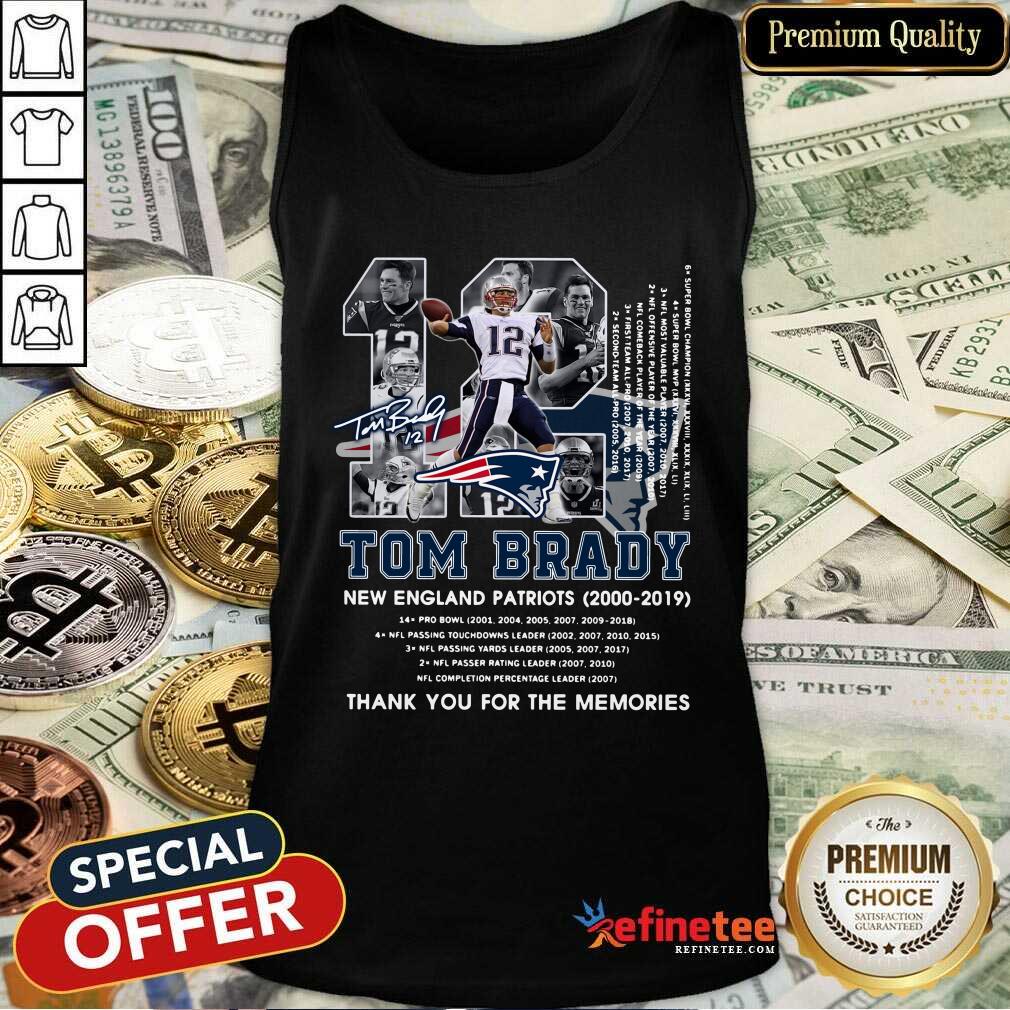 Lovely Number 12 Tom Brady New England Patriots 2000 2019 Signature Shirt
