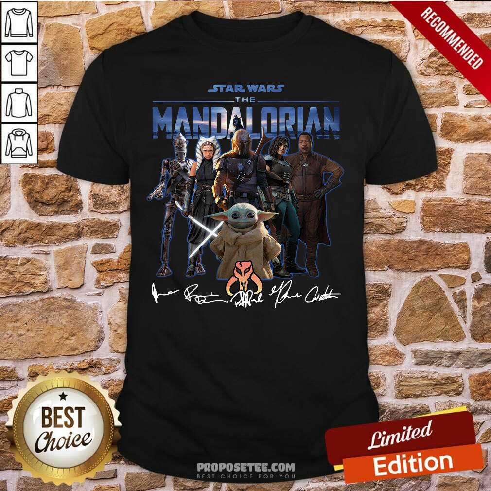 Nice Star Wars The Mandalorian And Baby Yoda Signatures Shirt