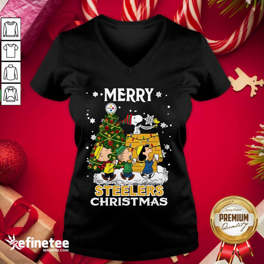 Nice The Peanuts Snoopy And Friend Merry Steelers Ugly Christmas Shirt