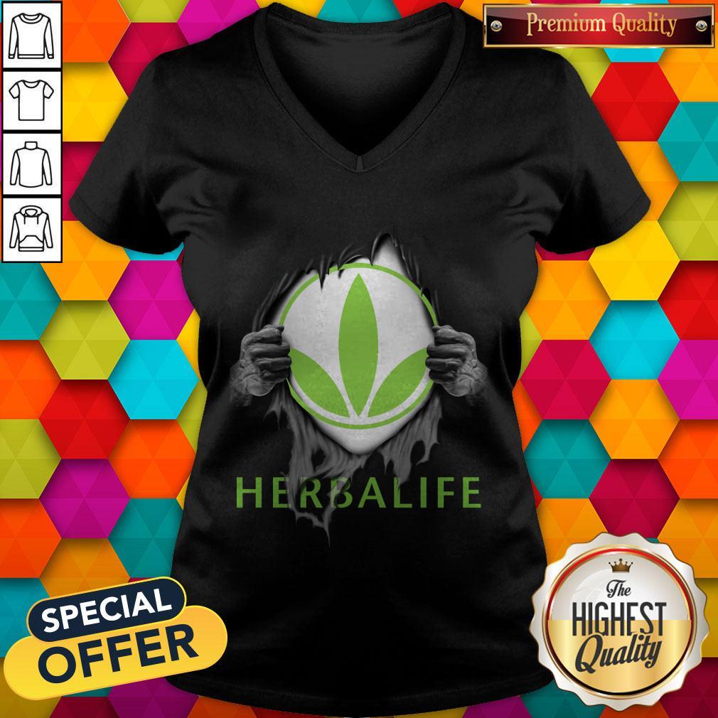 oficial-blood-inside-me-herbalife-v-neck.jpg