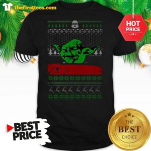 Funny Star Wars Yoda Dinner Table Cat Meme Yelling Christmas Shirt