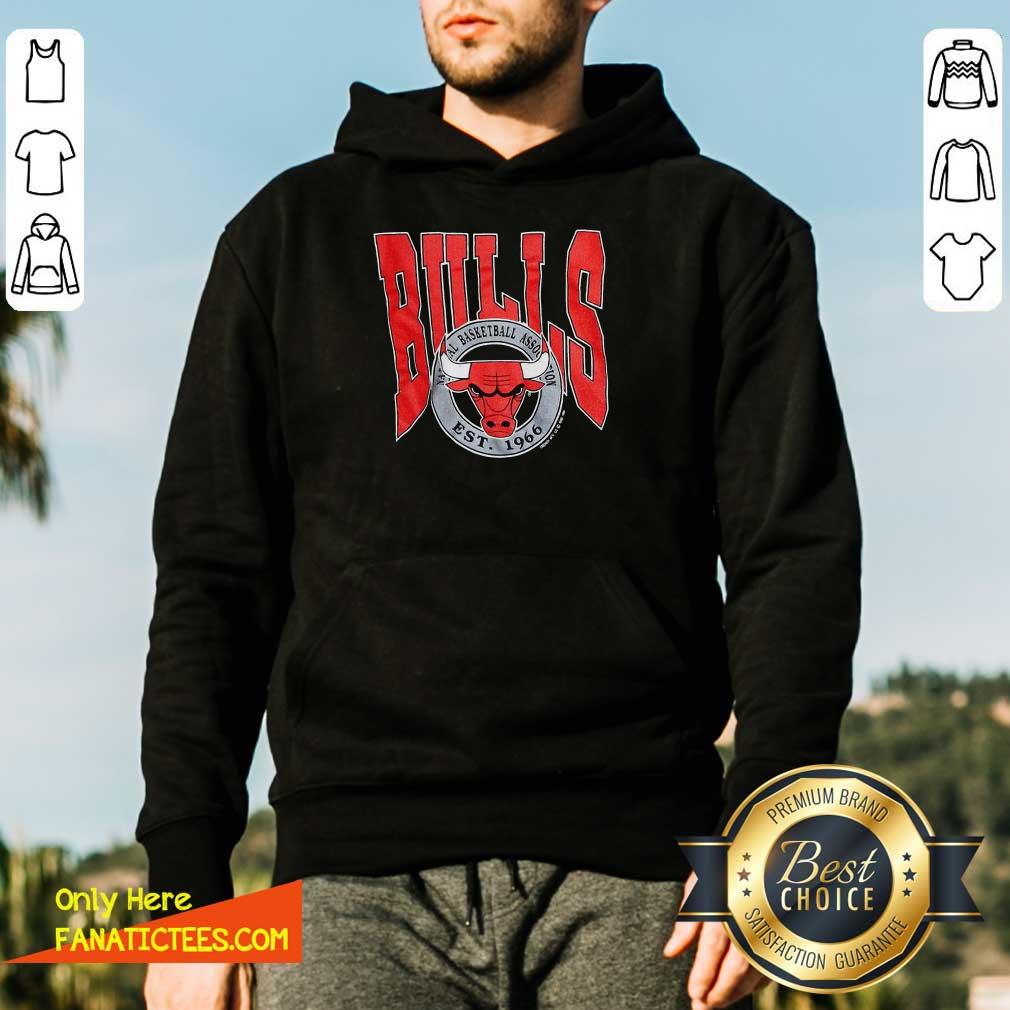 Perfect 1990 Chicago Bulls Vintage Trench Basketball Est 1966 Shirt