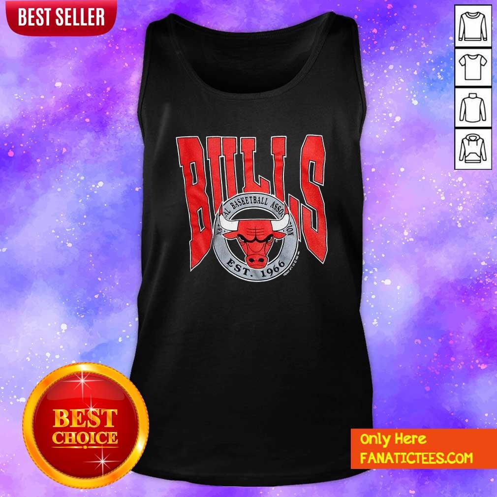 Perfect 1990 Chicago Bulls Vintage Trench Basketball Est 1966 Shirt