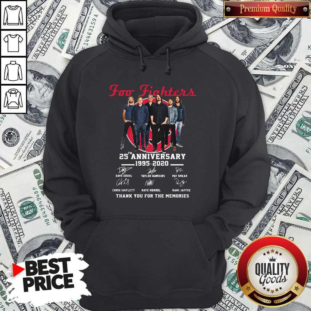 pro-foo-fighters-25th-anniversary-1995-2020-thank-you-for-the-memories-signatures-hoodie.jpg