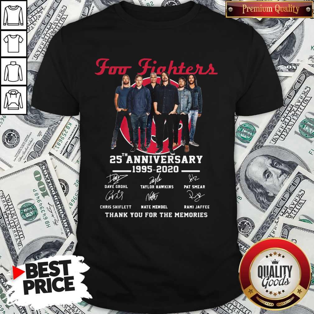 pro-foo-fighters-25th-anniversary-1995-2020-thank-you-for-the-memories-signatures-shirt.jpg