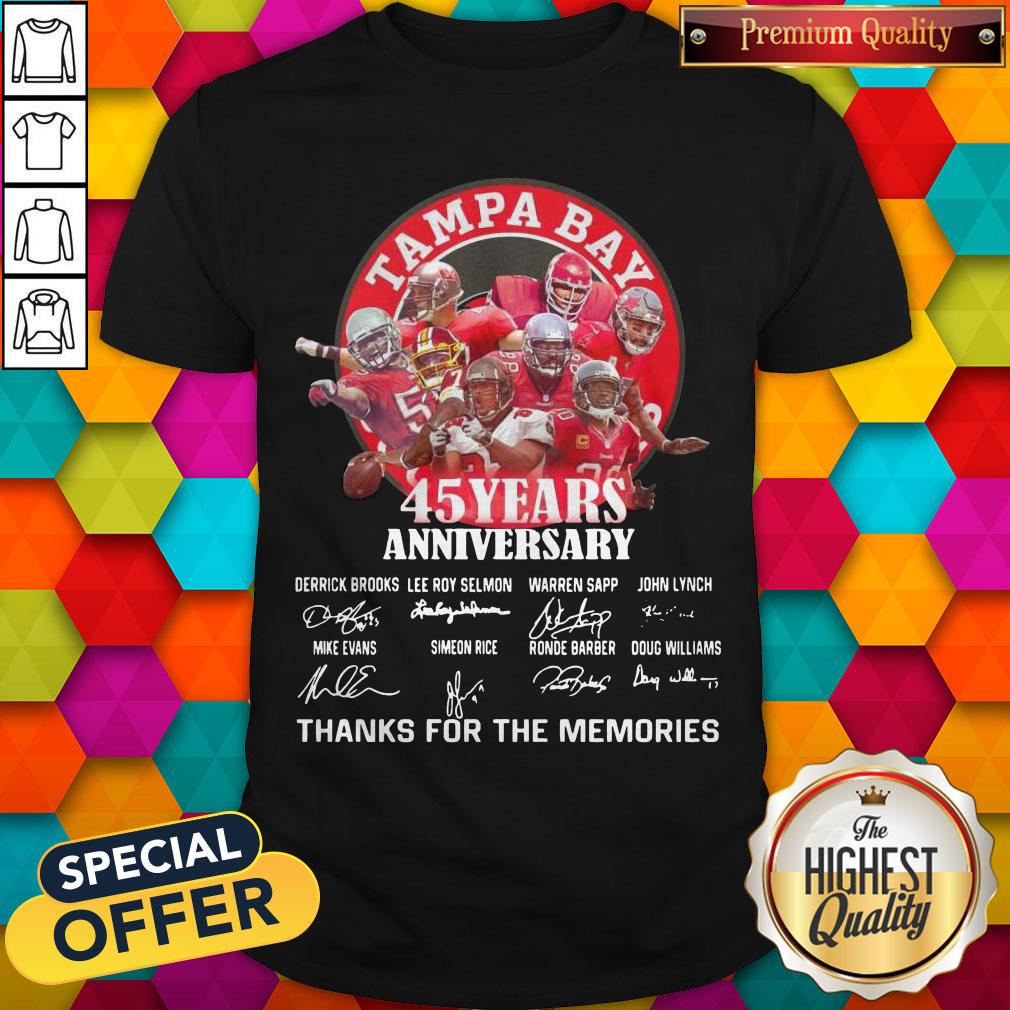 tampa-bay-buccaneers-45-years-anniversary-thank-you-for-the-memories-signatures-shirt.jpg