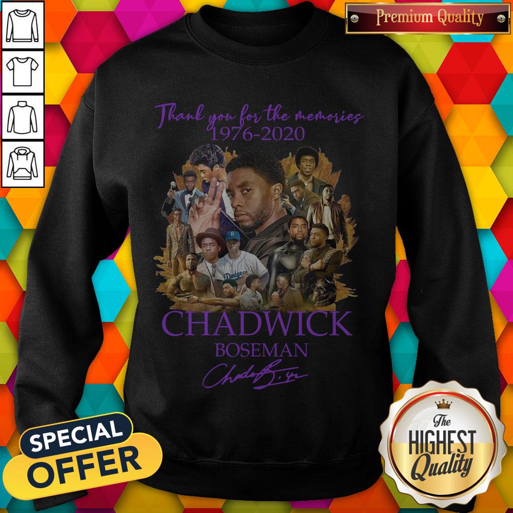 thank-you-for-the-memories-1976-2020-chadwick-boseman-signature-sweatshirt.jpg