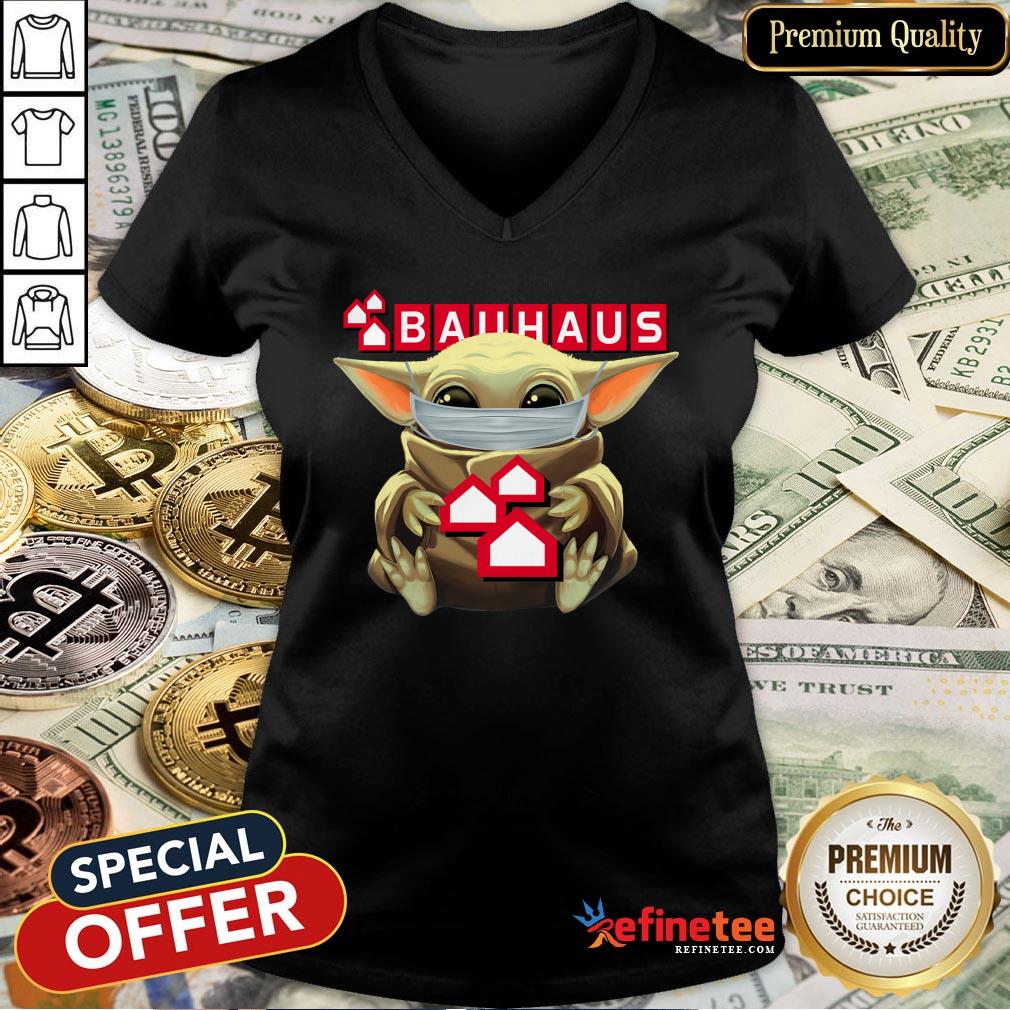 Top Baby Yoda Mask Hug Bauhaus Shirt