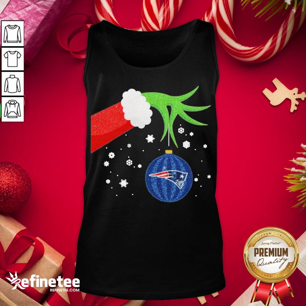 top-the-grinch-hand-holding-ornament-new-england-patriots-christmas-sweater-tank-top.jpg