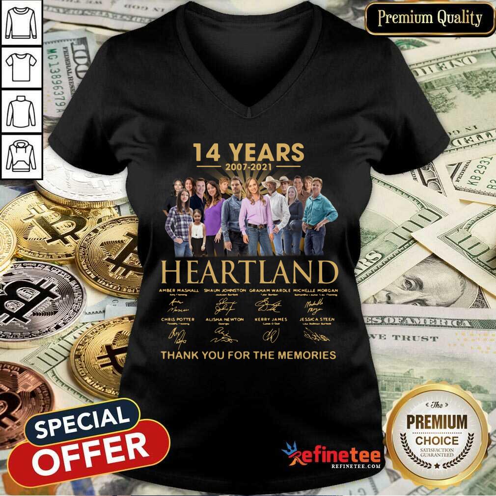 wonderful-14-years-2007-2021-heartland-thank-you-for-the-memories-signatures-v-neck.jpg