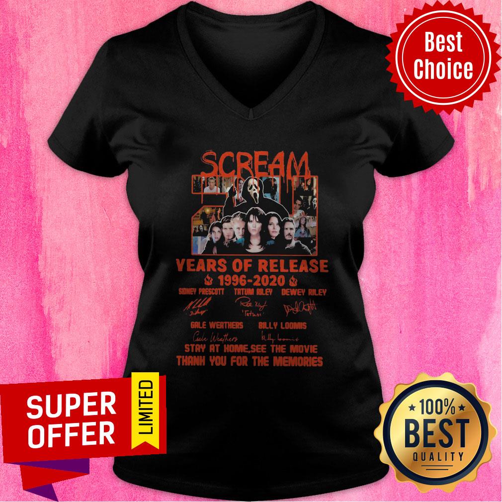 scream-24-years-of-release-1996-2020-signatures-stay-at-home-see-the-movie-signaturv-neck.jpg