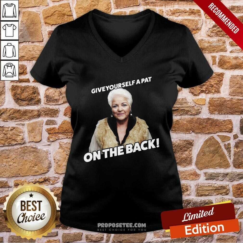Top Eastenders Pat Butcher Give Yourself A Pat On The Back Shirt
