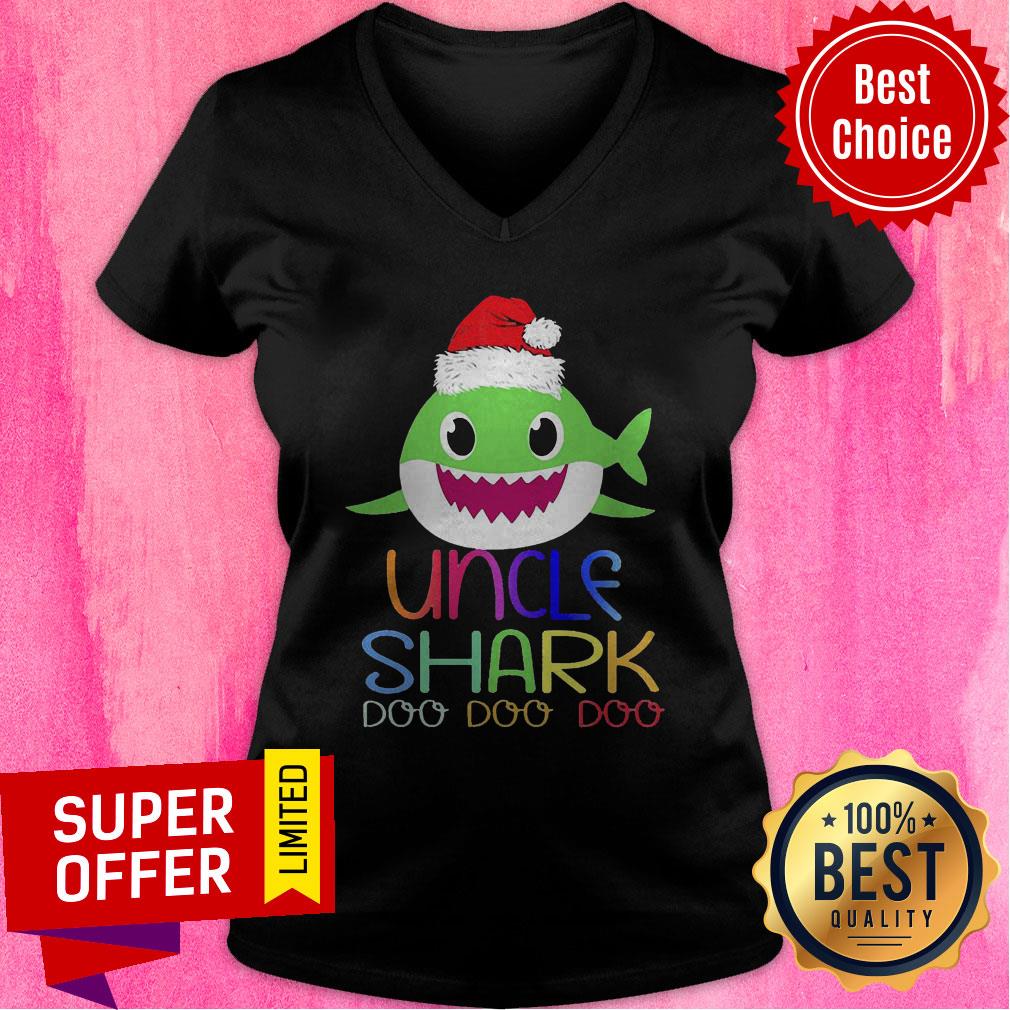 uncleshark-matching-familygroup-christmas-outfit-v-neck.jpg