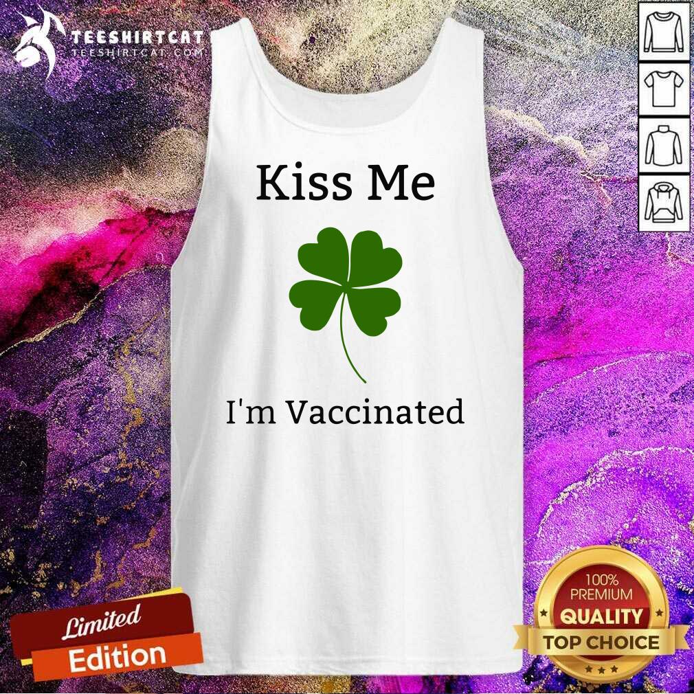 Awesome Kiss Me I Am Vaccinated Shirt