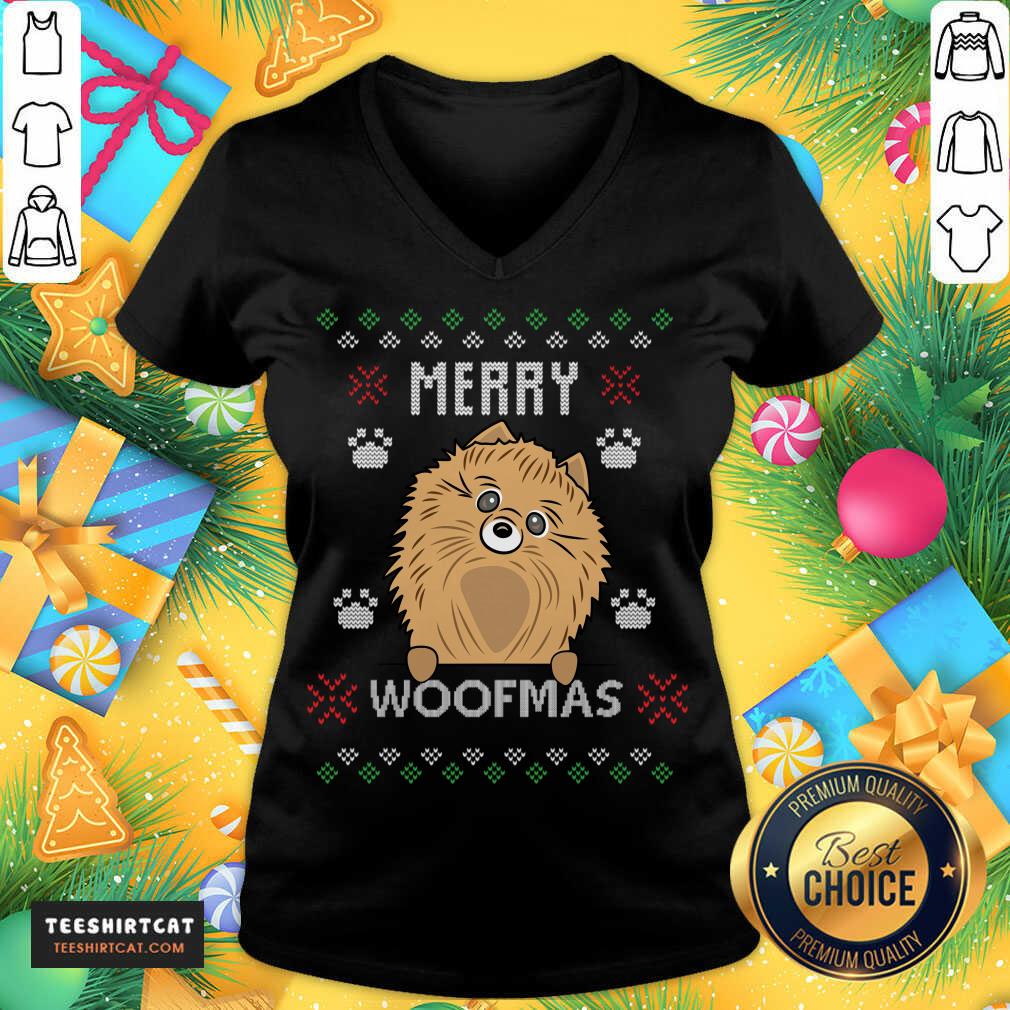 Awesome Merry Christmas Woofmas Pomeranian Dog Gift Ugly Gift T-Shirt