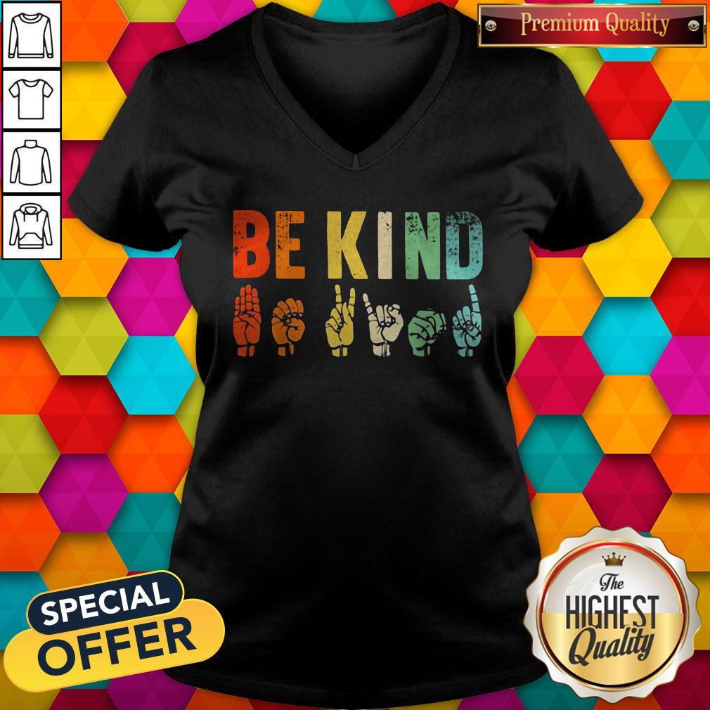 High Quality Be Kind Sign Language Shirt