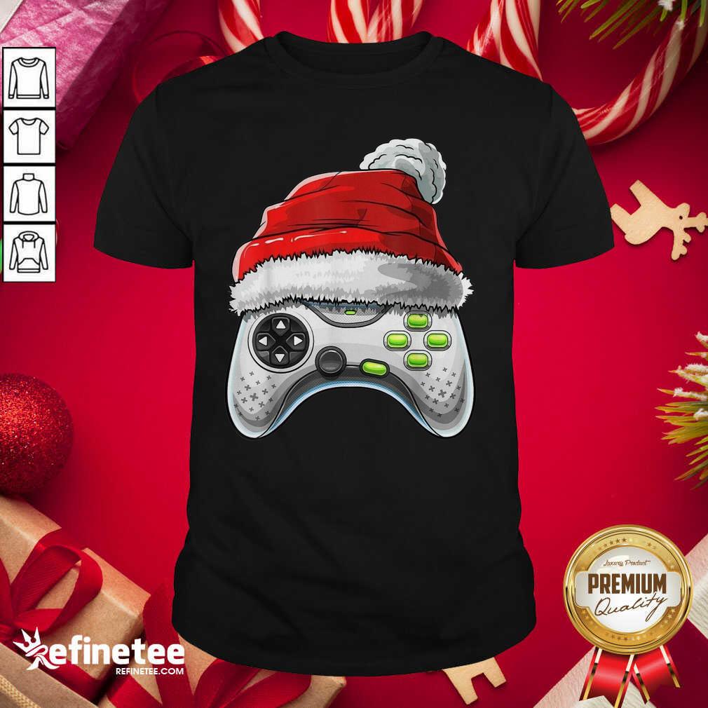 Attractive Video Game Controller Santa Hat Christmas Shirt
