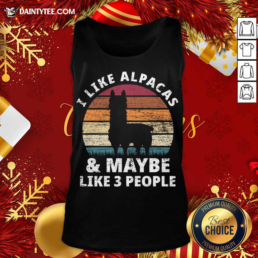 Funny Llama Alpaca Love Of Animals T-Shirt