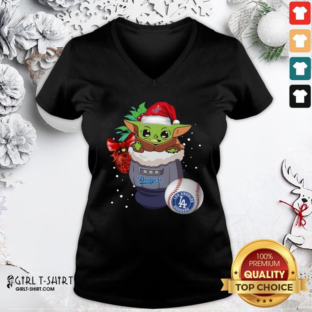 Good Los Angeles Dodgers Christmas Baby Yoda Star Wars Funny Happy MLB Shirt