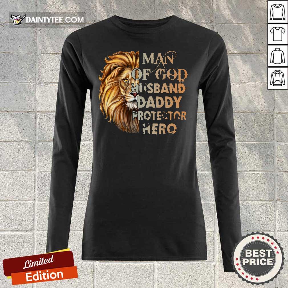 Lion Man Of God Husband Daddy Protector Hero Shirt