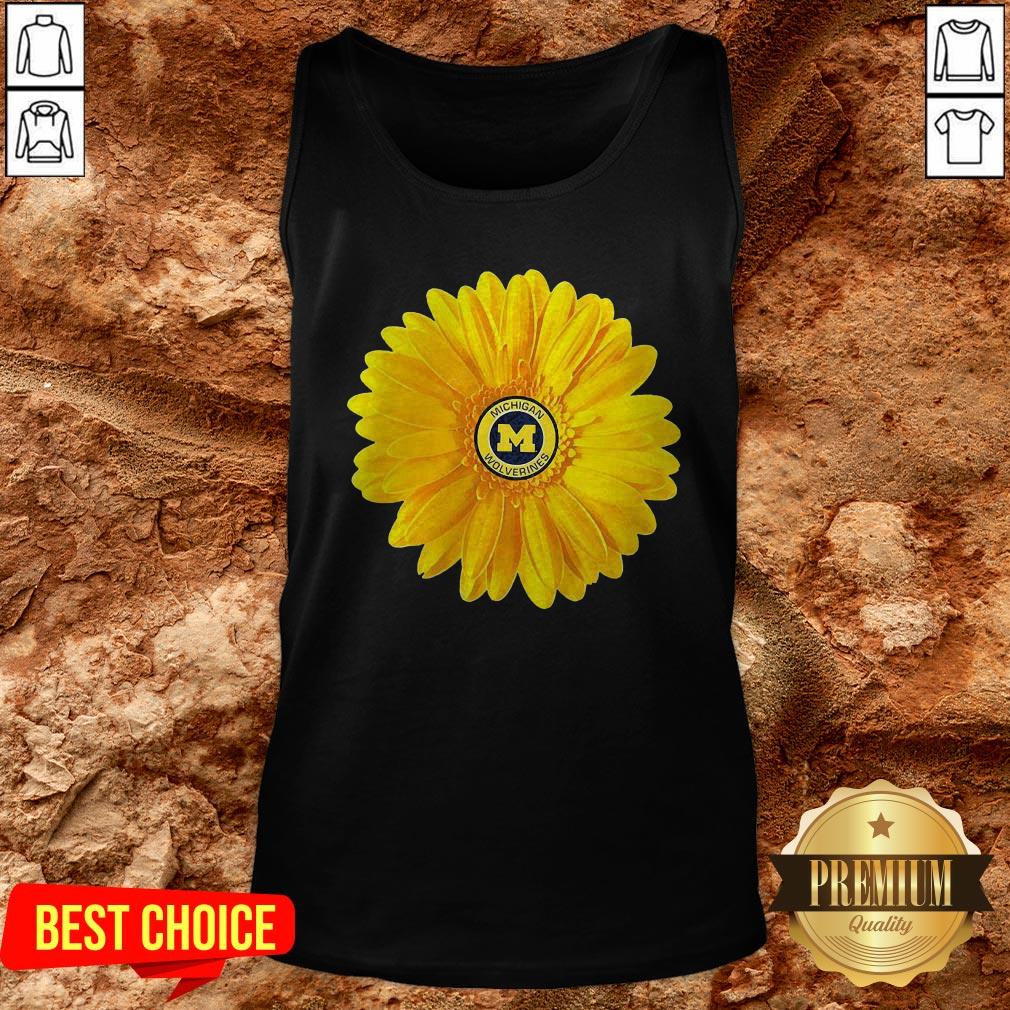 Love Michigan Wolverines Daisy Shirt