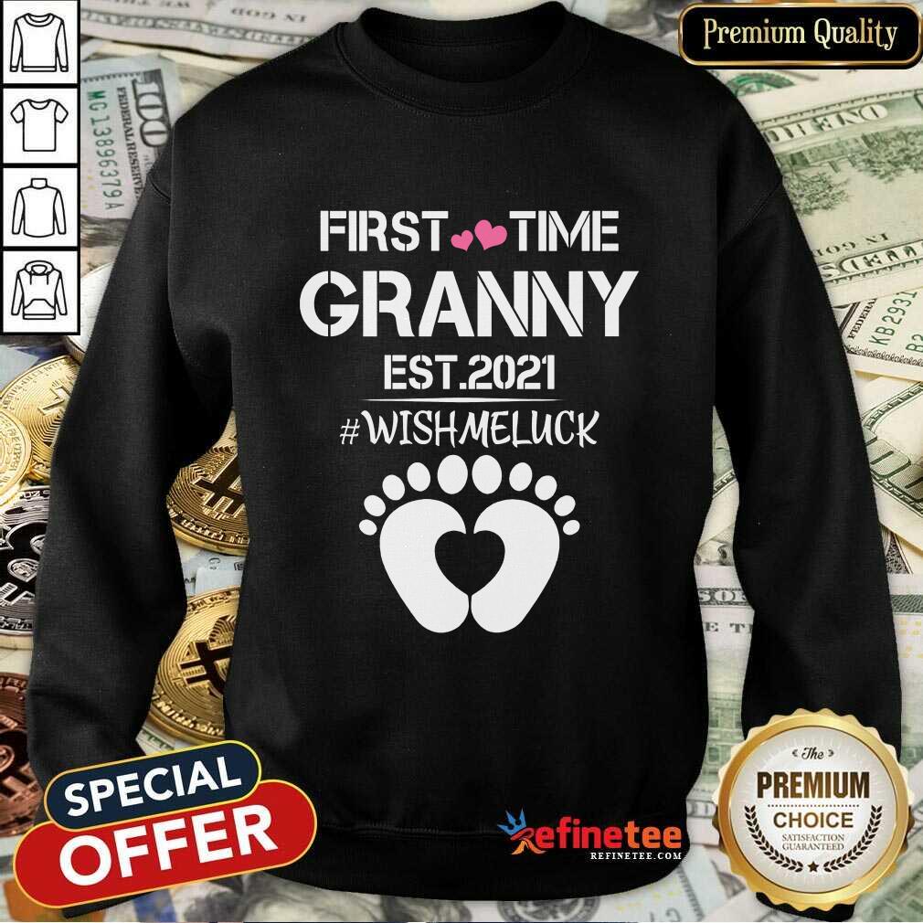 Nice Baby Foots First Time Grandma Est 2020 Wish Me Luck Shirt