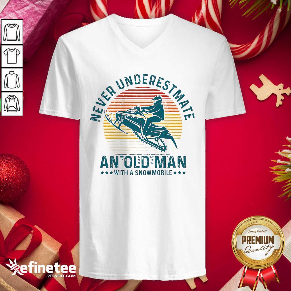 Pro Never Underestimate An Old Man With A Snowmobile Vintage Shirt