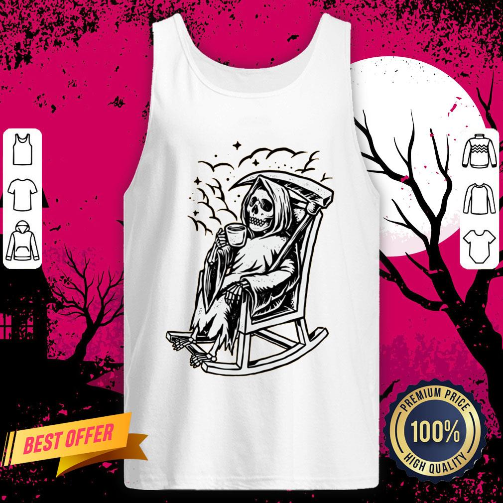 Skeleton Loves Drinking Coffee Halloween Day Shirt