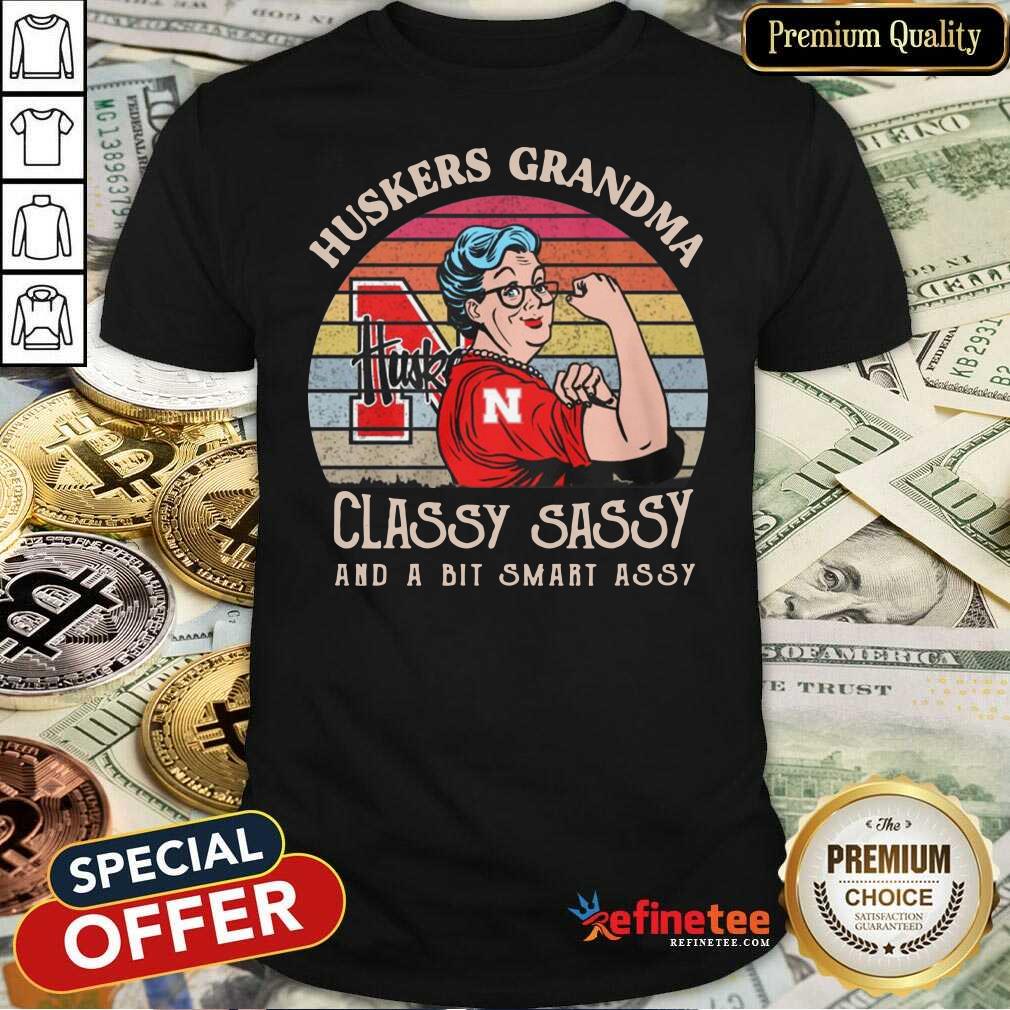 super-nice-nebraska-cornhuskers-grandma-classy-sassy-and-a-smart-assy-vintage-shirt.jpg