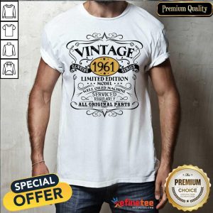 Attractive Vintage 1961 60th Birthday Original Shirt