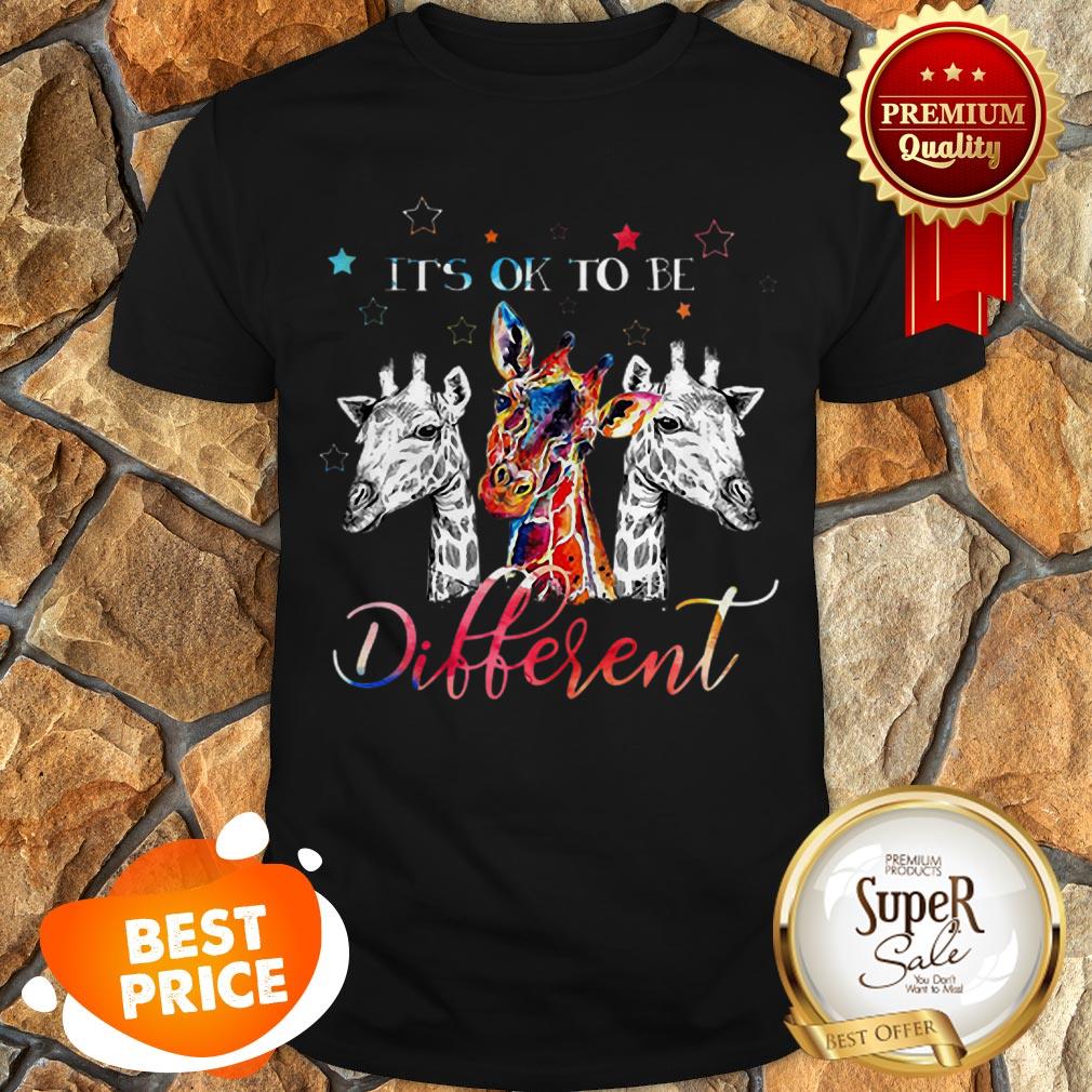 Nice Giraffes It’s Ok To Be Different Colors Shirt