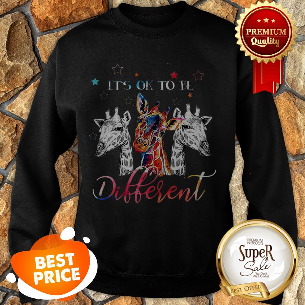 Nice Giraffes It’s Ok To Be Different Colors Shirt