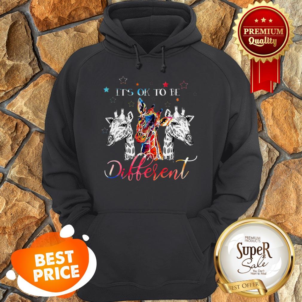 Nice Giraffes It’s Ok To Be Different Colors Shirt