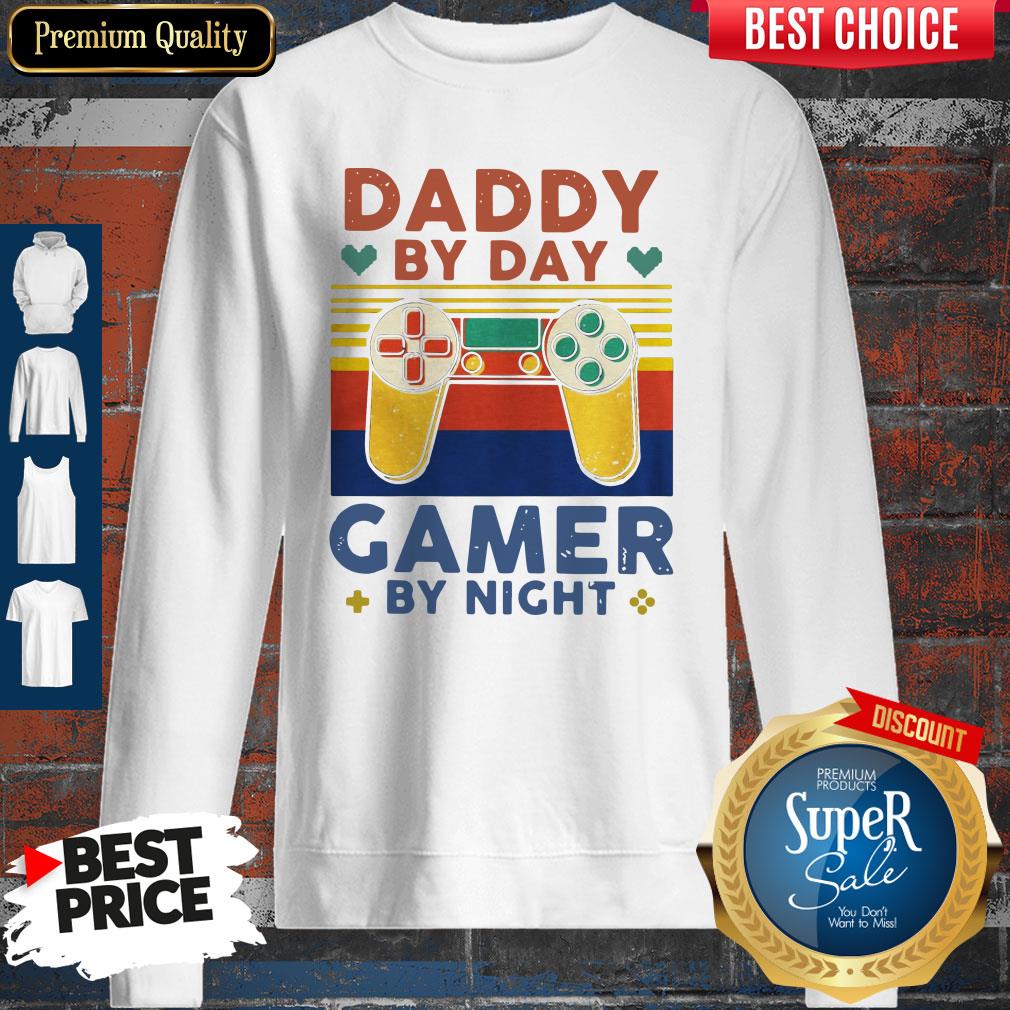 Awesome Daddy By Day Gamer By Night Vintage Shirt