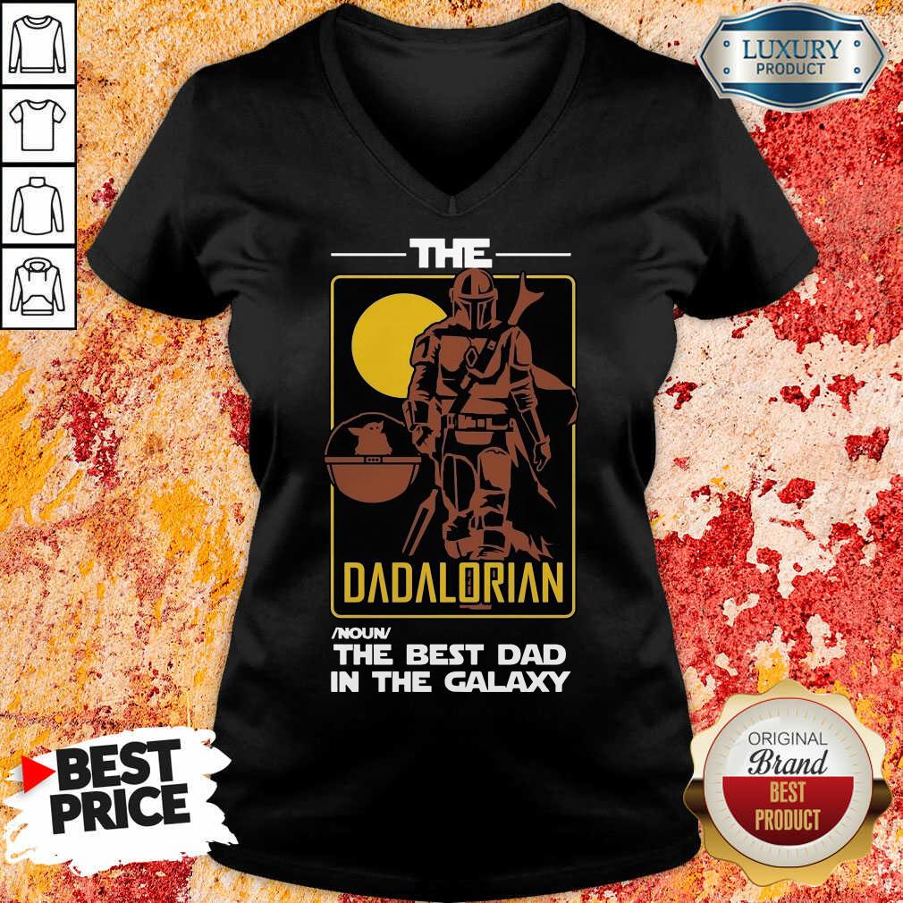 Hot The Best Dad The Dadalorian Shirt
