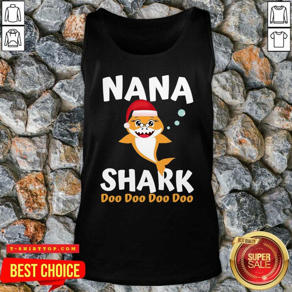 Nana Shark Christmas Mommy Shark Daddy Shark Shirt